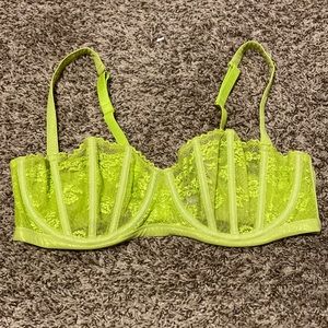 Neon green Savage X Fenty Bra size 38DD